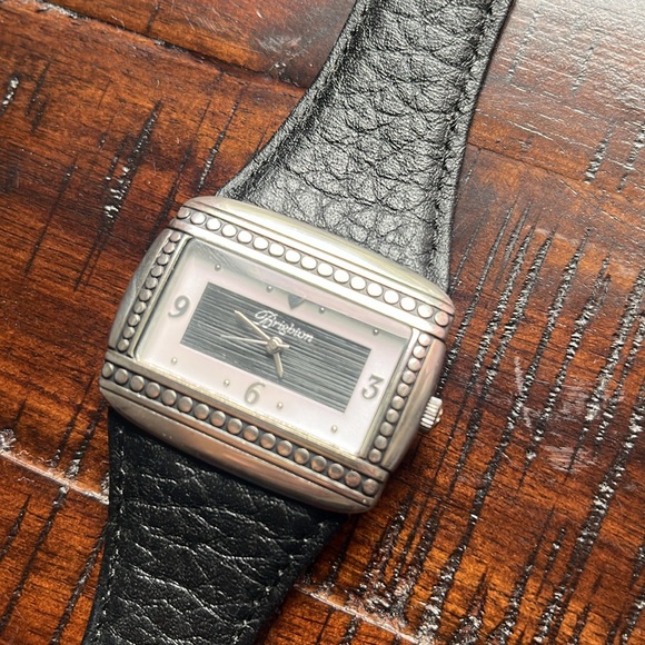 Brighton black Italian calfskin leather watch - Picture 5 of 5